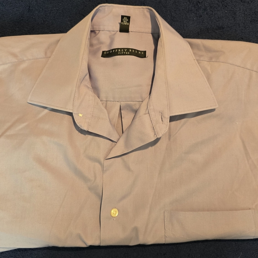 Geoffrey Beene Fitted Shirt in Light Purple - Picture 3 of 3